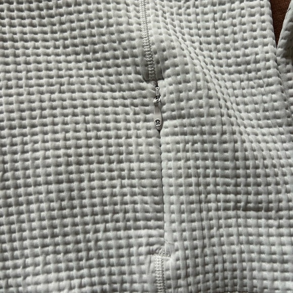 Lululemon Waffle-Knit funnel neck long sleeve workout Sweater vapour thermal - Picture 4 of 9